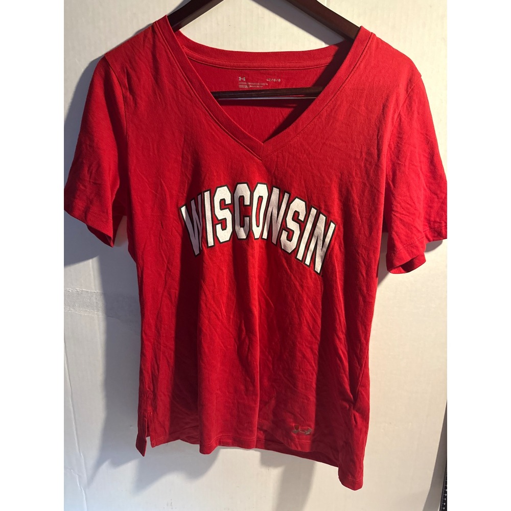 Under Armour Wisconsin Badgers Womens Red V-Neck T-Shirt Large NEW UW08975775